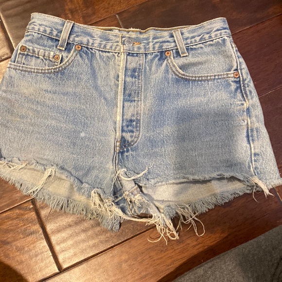 LEVI - 701 Student Fit, cutoff shorts, cotton - Picture 1 of 5